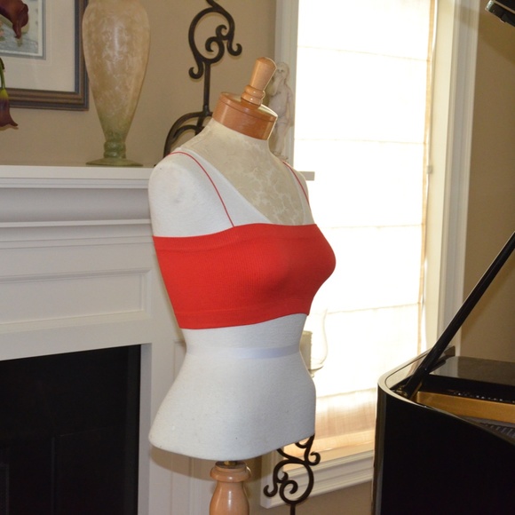 URBAN OUTFITTER RED TUBE TOP NWOT ~ FREE SHIPPING - Picture 5 of 6